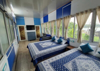 Nabadwip AC Four bed Family room with view