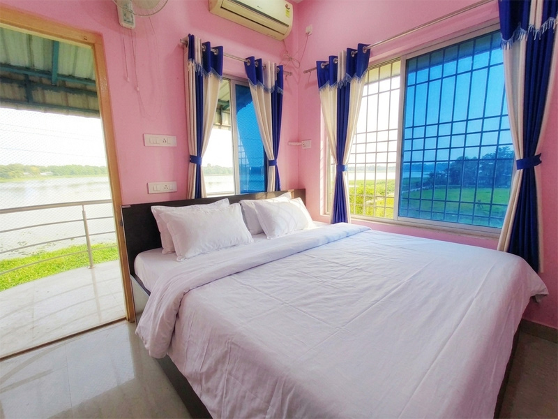 Nabadwip AC Double bed room (1st Floor)