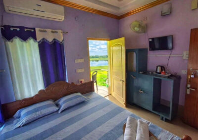 Nabadwip Guesthouse - Double bed room on first floor