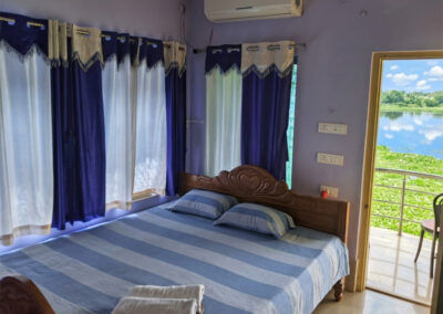 Nabadwip Guesthouse - Double bed room on first floor